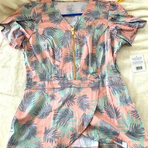 Medium Jaanu ( Tulip) scrub top